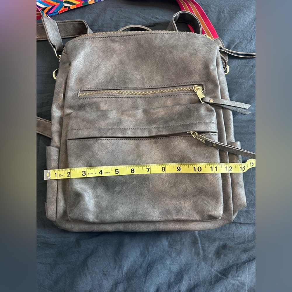 Gray Backpack/Purse With Geometric Removable Strap - image 7